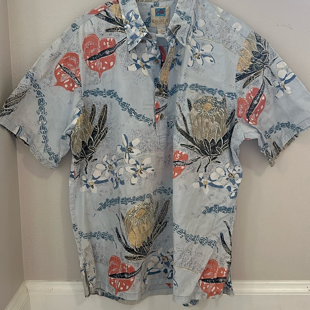 EUC Hawaiian Aloha shirt by Kahala XL